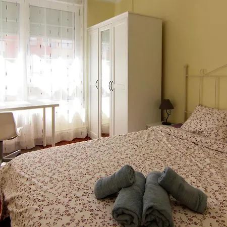 5 Personas Tranquila Zona Residencial *